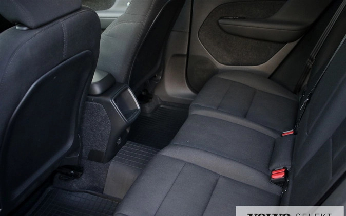 Volvo XC 40 cena 103555 przebieg: 125863, rok produkcji 2019 z Rydułtowy małe 352